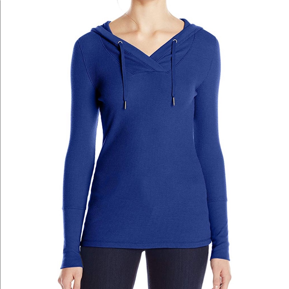 SOLD 💵 Calvin Klein Performance Womens Thermal